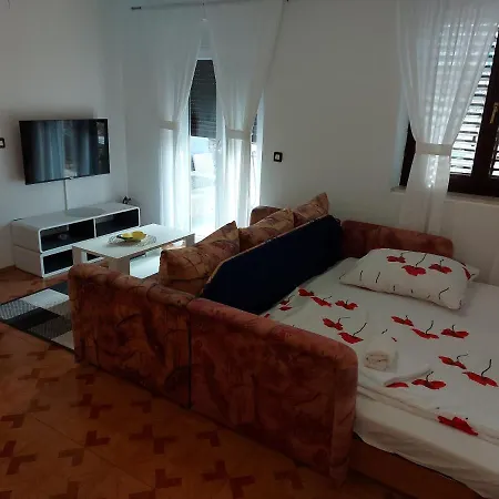 Apartment Great 101 ***